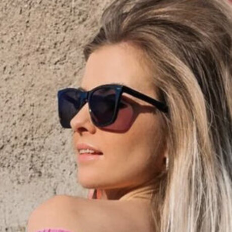 Naakte gelekte OnlyFans-foto van Corinabrx