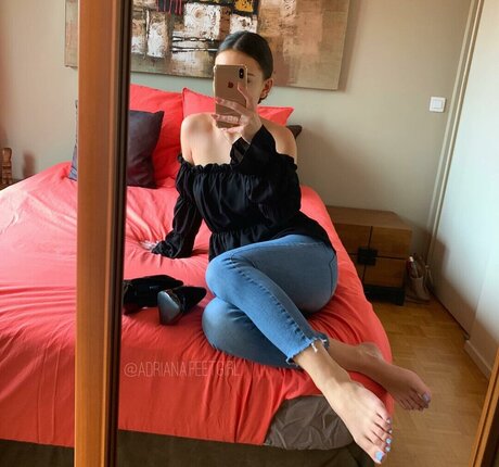 Adriana.feetgirl