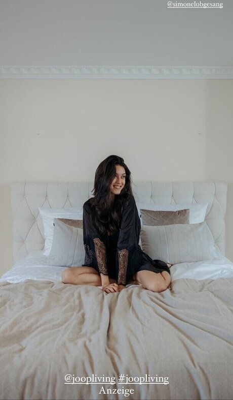 Rebecca Mir