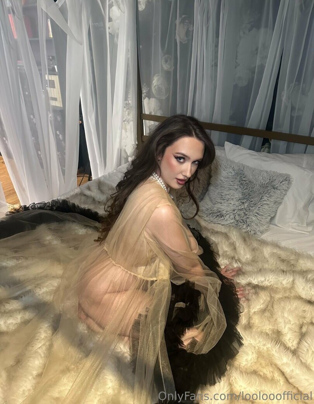 Naakte gelekte OnlyFans-foto van Louisebordeaux #116 Naakte gelekte OnlyFans-foto van Louisebordeaux #116