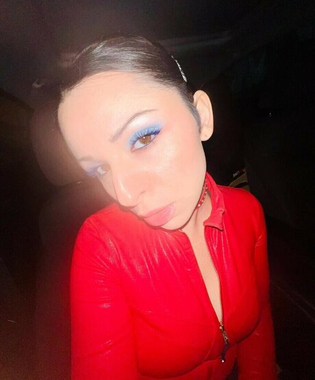 Naakte gelekte OnlyFans-foto van Madeline Goldstien