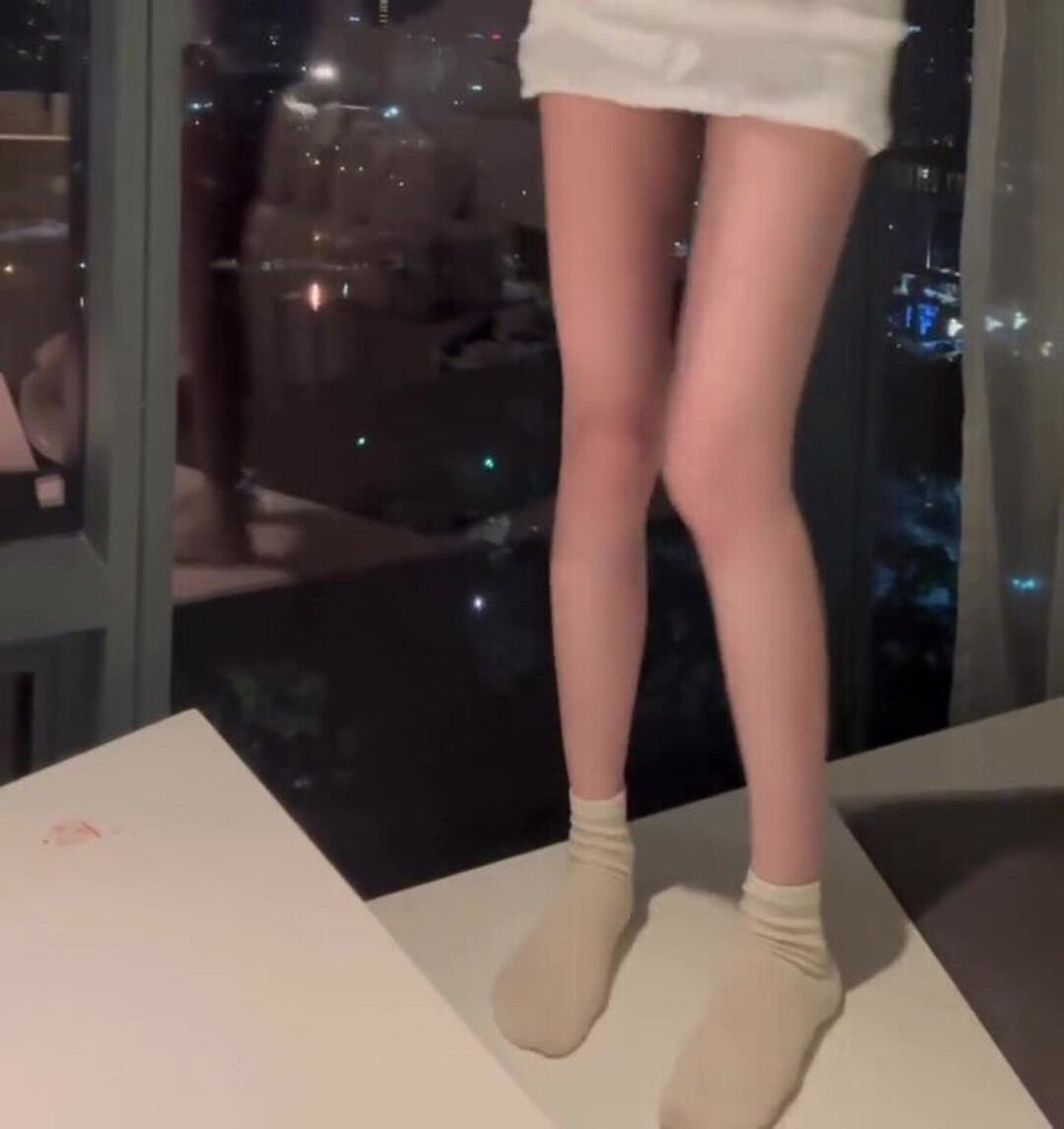 Naakte gelekte OnlyFans-foto van Babymangpor #1020