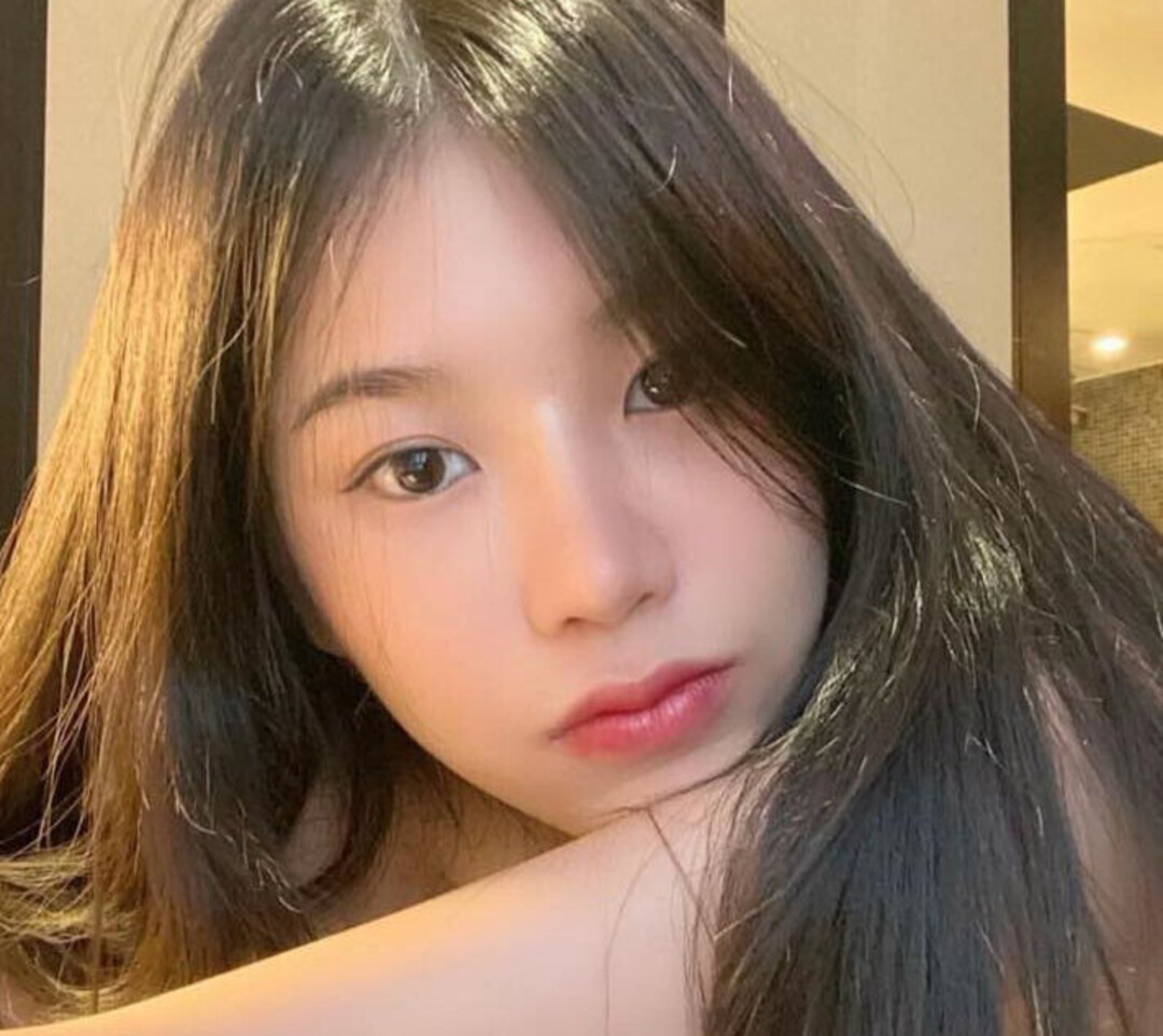 Naakte gelekte OnlyFans-foto van Babymangpor #1114