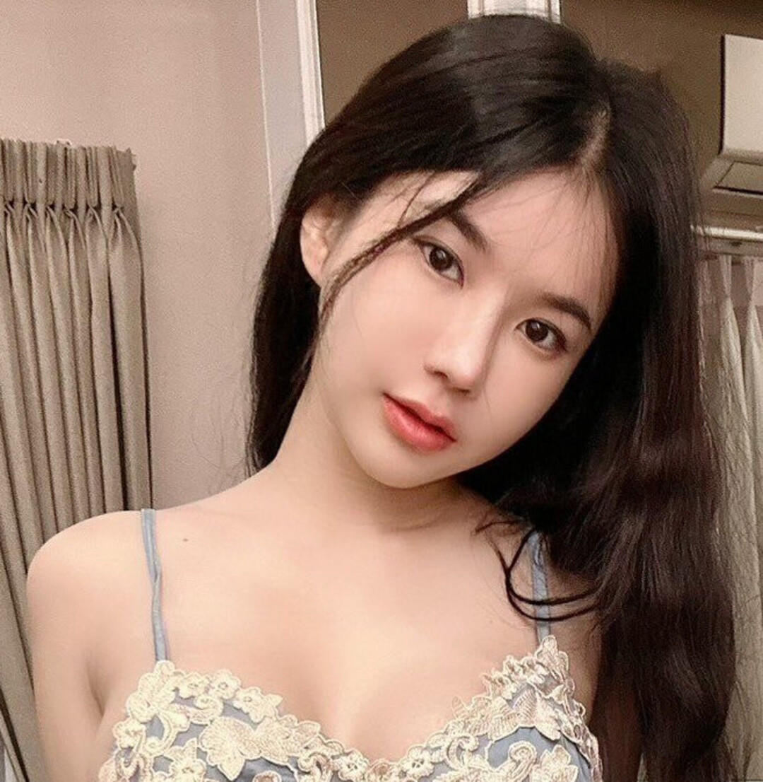 Naakte gelekte OnlyFans-foto van Babymangpor #1137