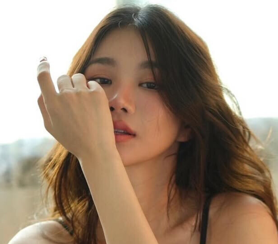 Naakte gelekte OnlyFans-foto van Babymangpor #1146