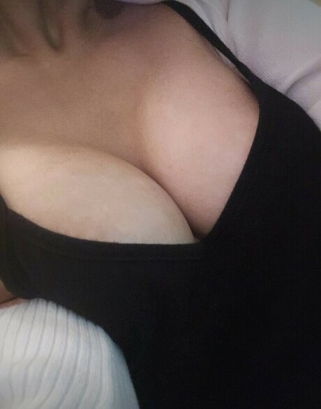 Naakte gelekte OnlyFans-foto van Daaygamer