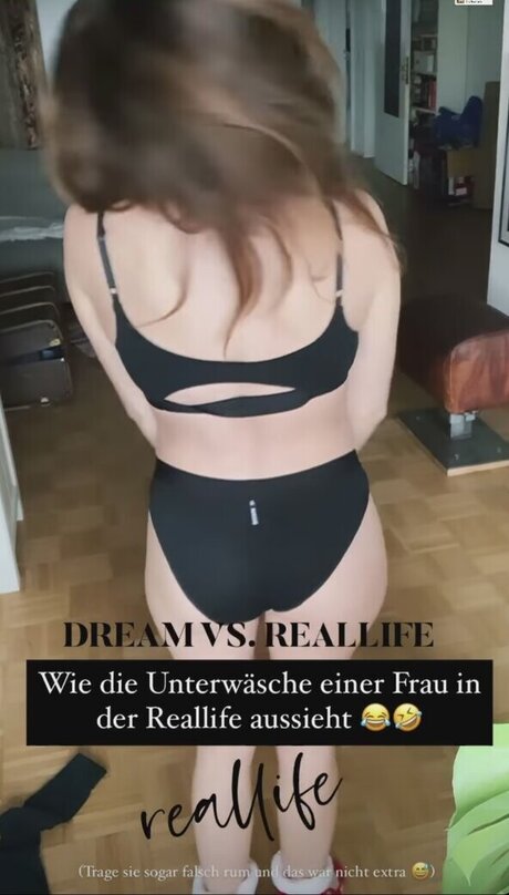 Naakte gelekte OnlyFans-foto van Yvonne Pferrer