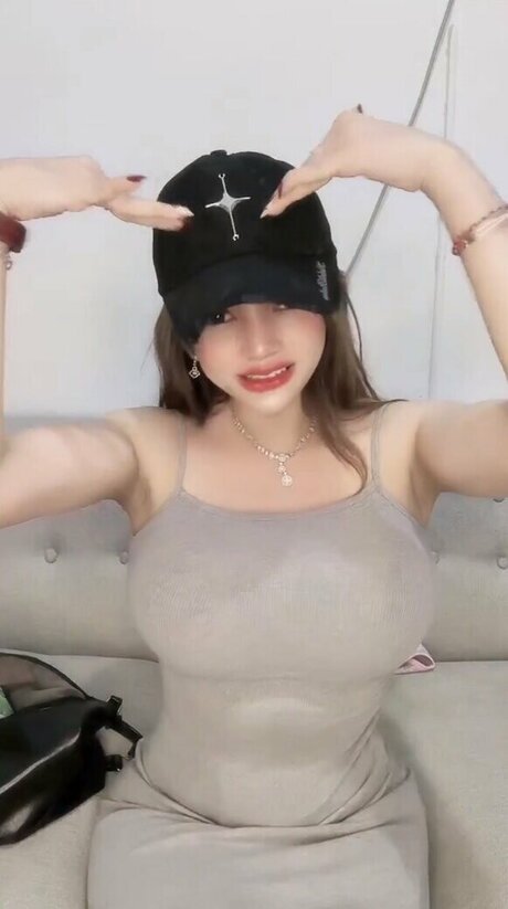 Olivea Hadid
