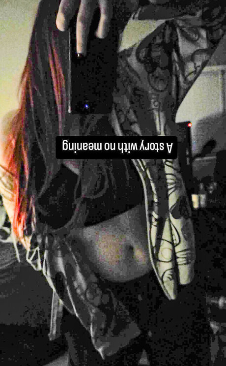 Naakte gelekte OnlyFans-foto van Endraexe