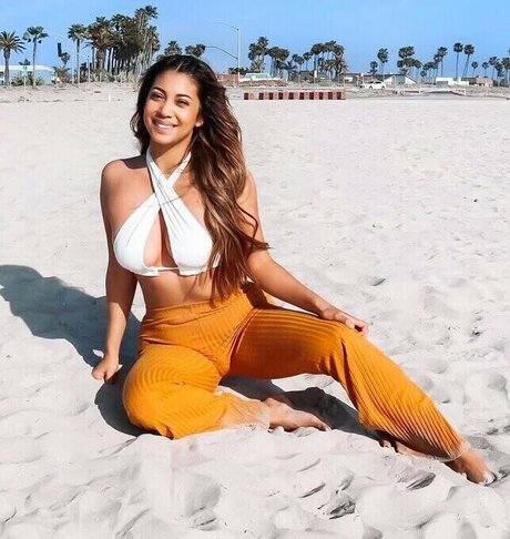 Naakte gelekte OnlyFans-foto van Thelearys