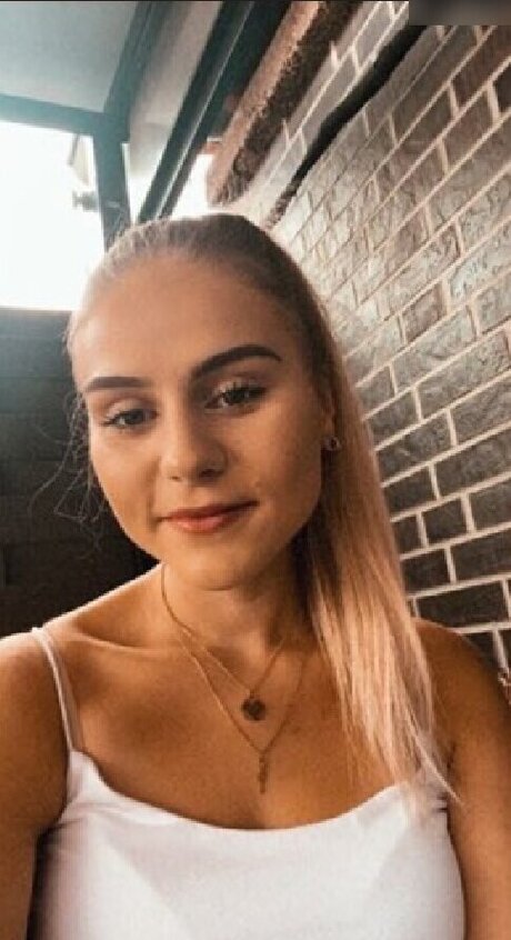 Naakte gelekte OnlyFans-foto van Wollnys
