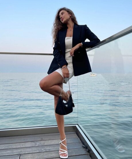 Naakte gelekte OnlyFans-foto van Anastasiiasin