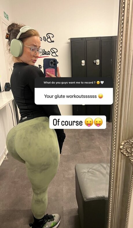 Naakte gelekte OnlyFans-foto van Charlottejconnell