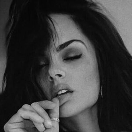 Arya LaRoca