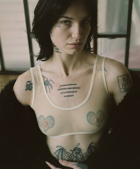 Naakte gelekte OnlyFans-foto van Ameliarrose Lilymilso Missmilso