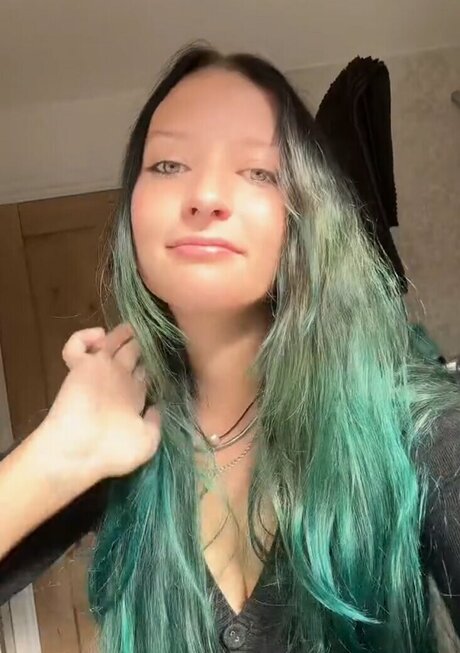 Naakte gelekte OnlyFans-foto van Jamie Lou Stenzel