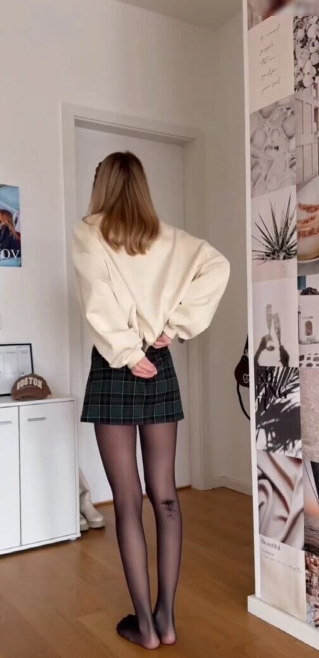 Naakte gelekte OnlyFans-foto van Lea Peach #1159
