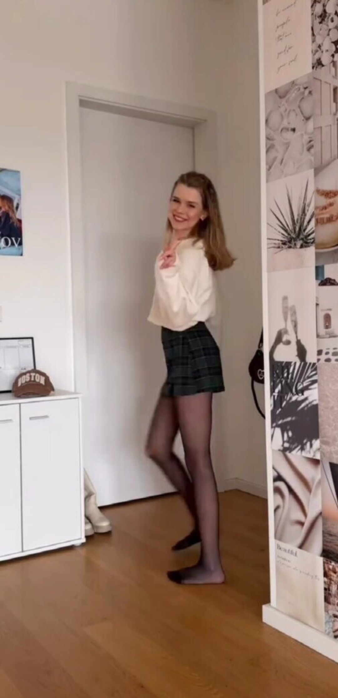 Naakte gelekte OnlyFans-foto van Lea Peach #1162