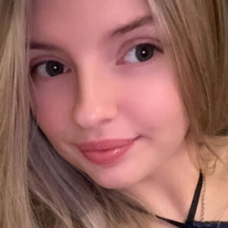 Naakte gelekte OnlyFans-foto van Leahmaggiel