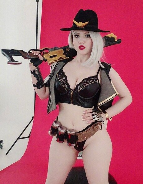 Naakte gelekte OnlyFans-foto van Lada Lyumos
