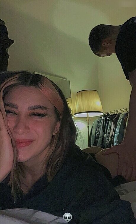 Naakte gelekte OnlyFans-foto van Salome Sylvana