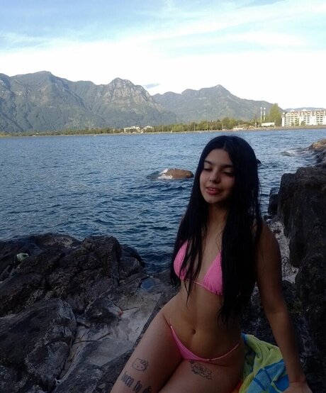 Naakte gelekte OnlyFans-foto van Ivannxanax