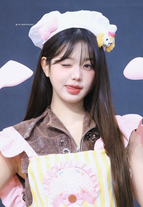 Jang Won-young
