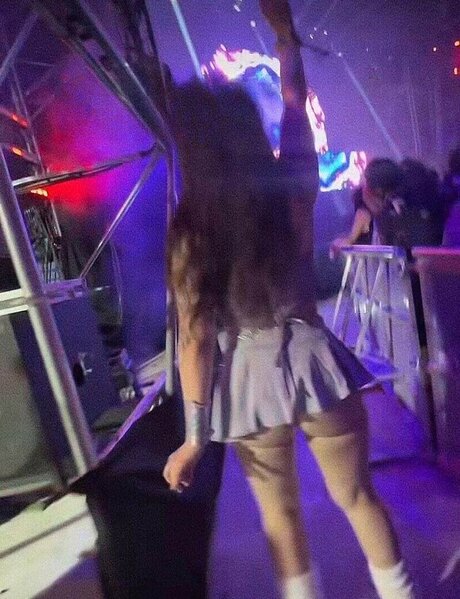 Naakte gelekte OnlyFans-foto van Wavy Brin