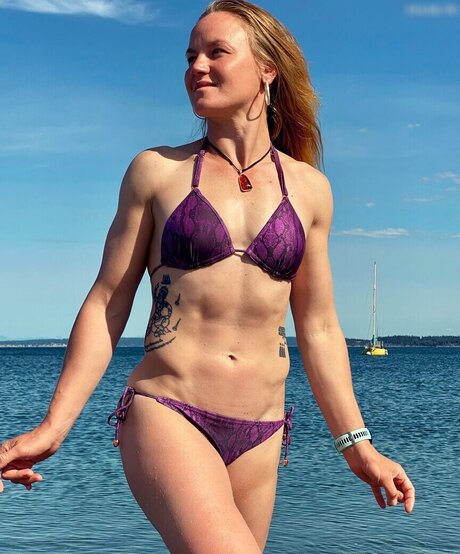 Naakte gelekte OnlyFans-foto van Valentina Shevchenko