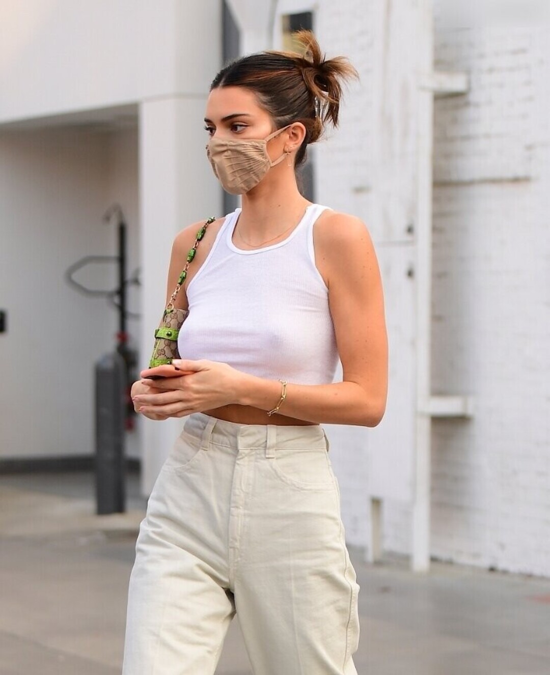 Naakte gelekte OnlyFans-foto van Oops International #1064