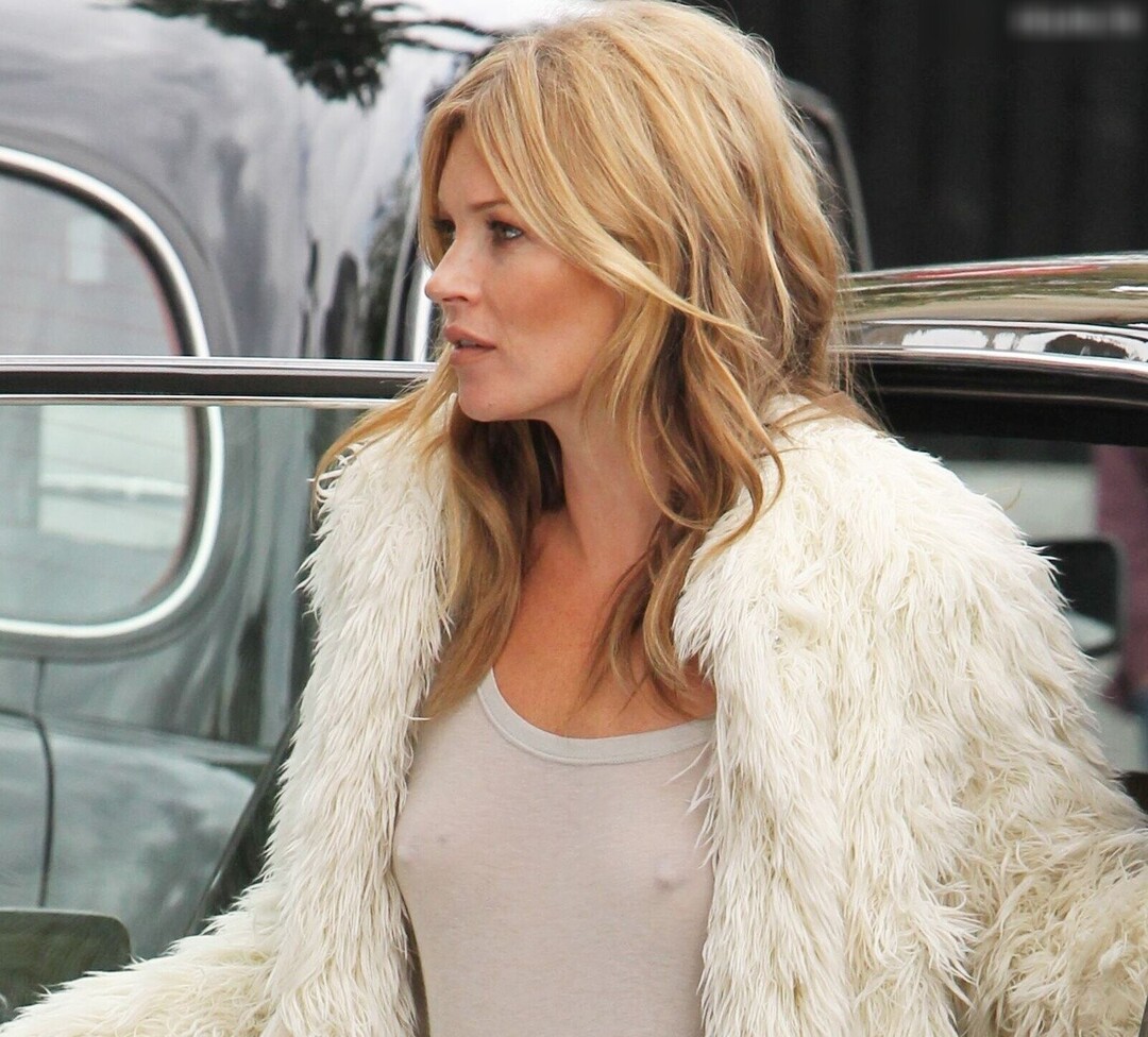 Naakte gelekte OnlyFans-foto van Oops International #1522