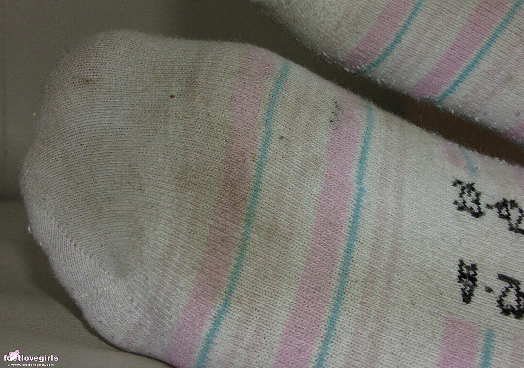 Naakte gelekte OnlyFans-foto van Footlovegirls #1053