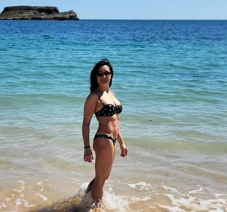 Celebrity Guilty Pleasures & Underrated Women