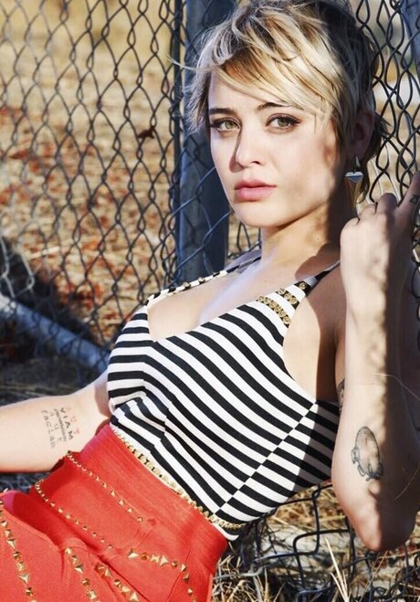 Celebrity Guilty Pleasures & Underrated Women