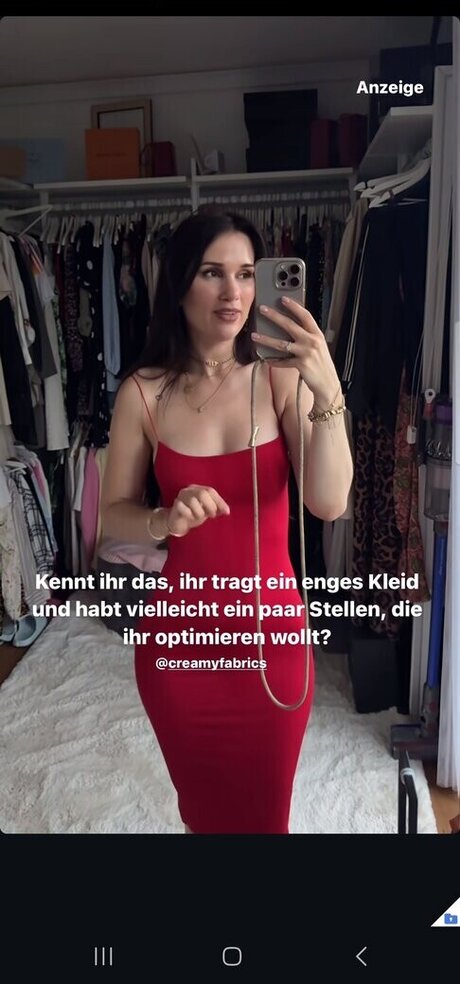Naakte gelekte OnlyFans-foto van Coupleontour