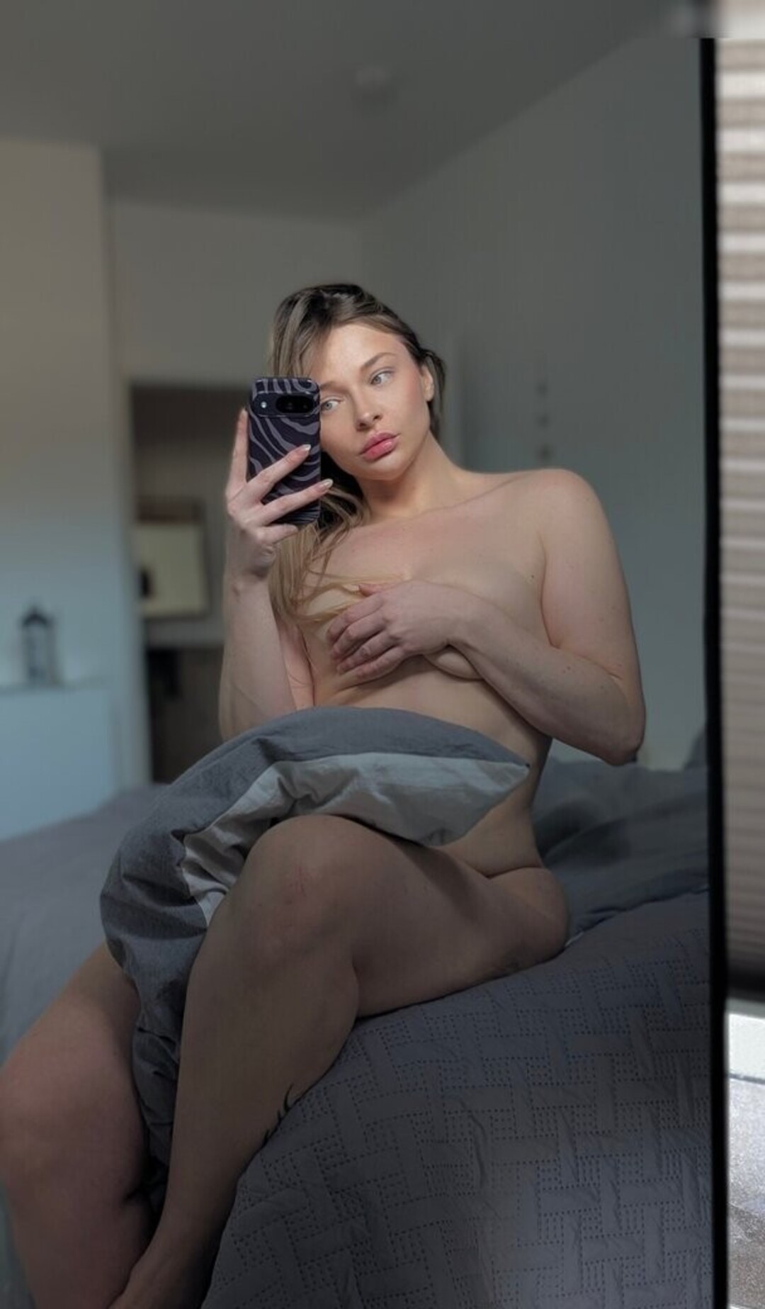 Naakte gelekte OnlyFans-foto van Neeviliciouz #1136