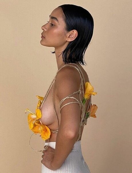 Naakte gelekte OnlyFans-foto van Monica Puddy