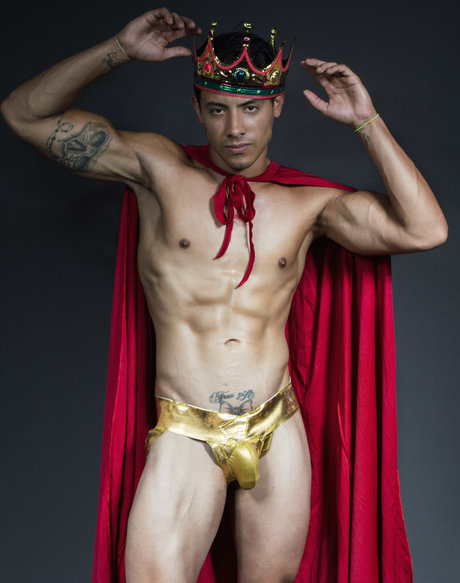 Naakte gelekte OnlyFans-foto van Landrito