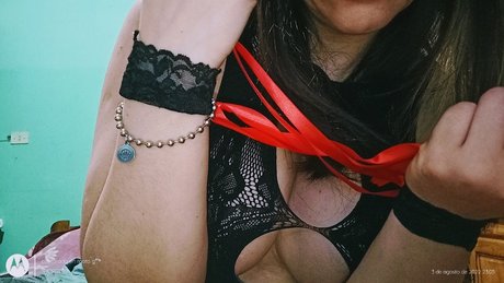 Naakte gelekte OnlyFans-foto van Verito