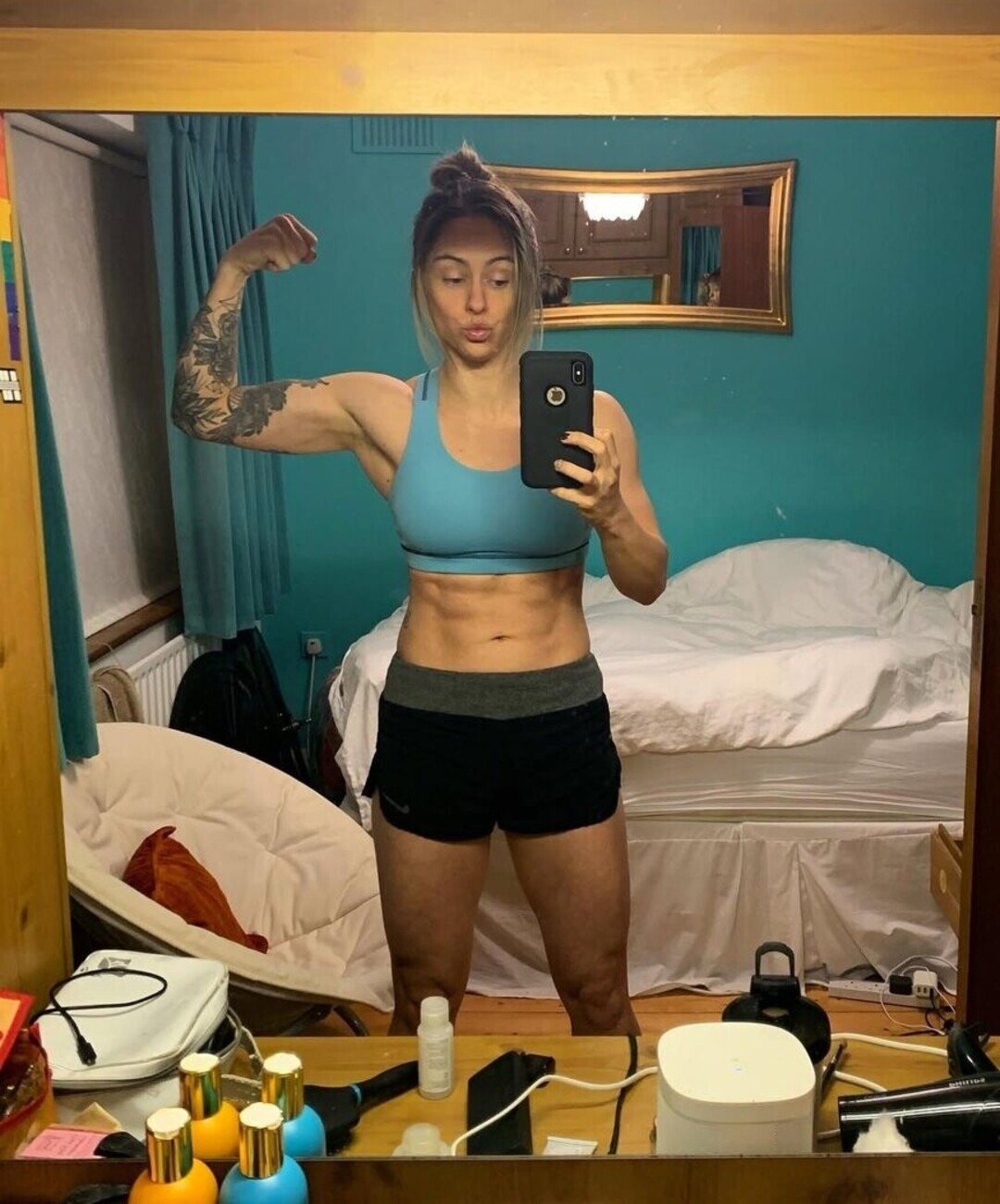 Naakte gelekte OnlyFans-foto van Prominent #1556