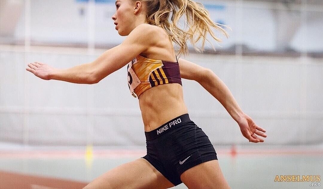 Naakte gelekte OnlyFans-foto van Prominent #1796