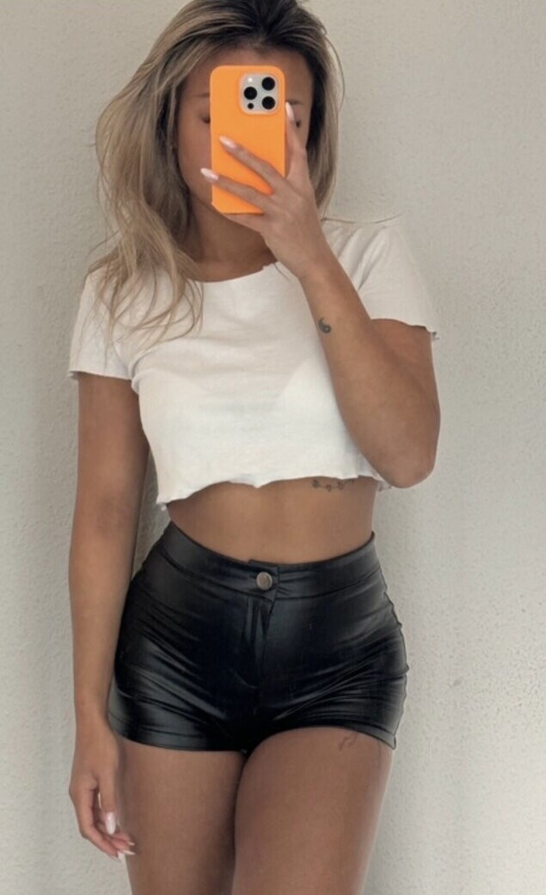 Naakte gelekte OnlyFans-foto van Vintedebay #1286