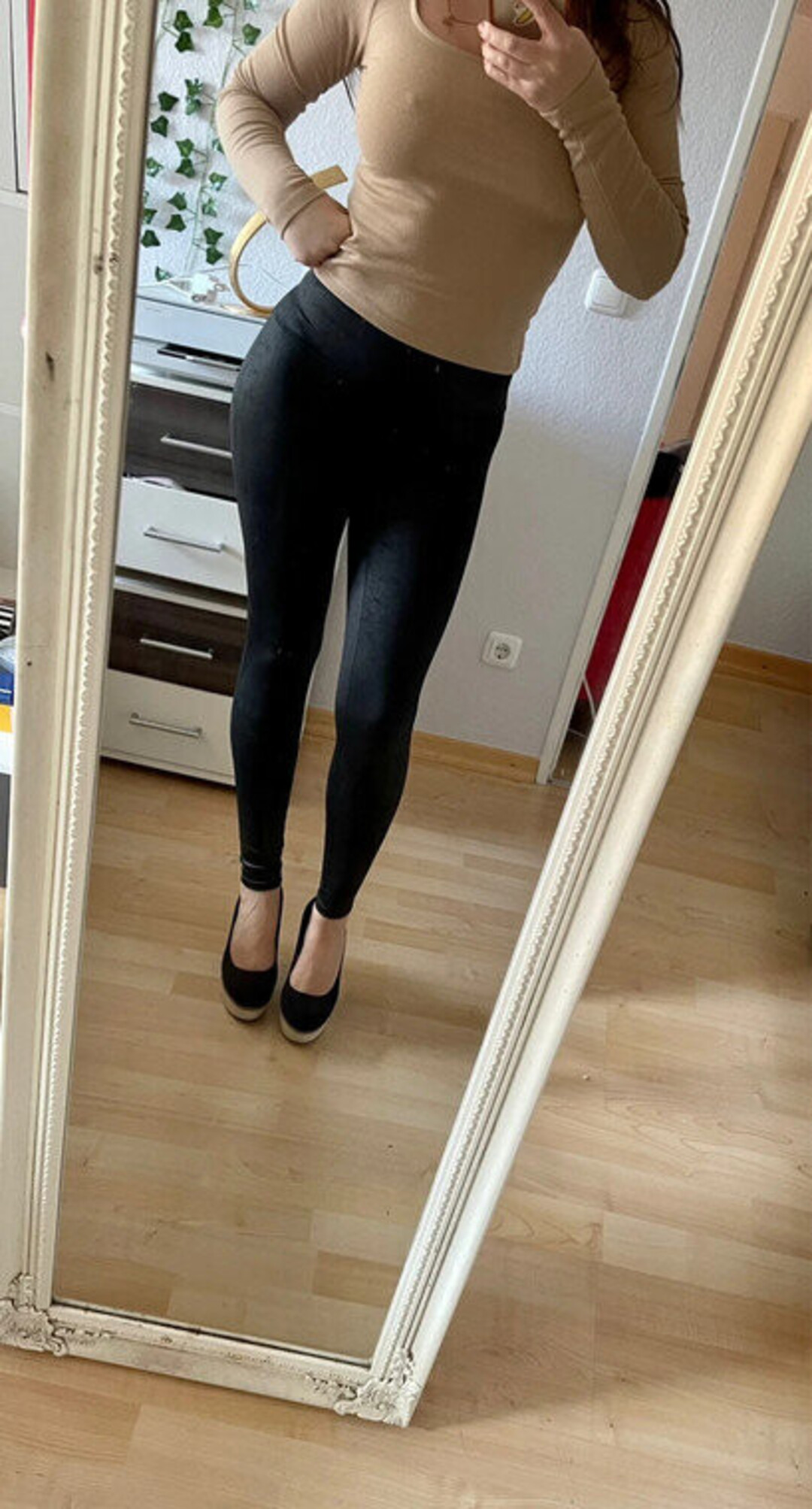 Naakte gelekte OnlyFans-foto van Vintedebay #1428