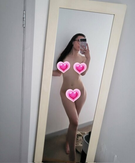 Naakte gelekte OnlyFans-foto van Crashbandiboob