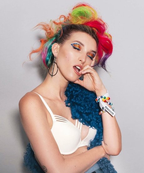 Naakte gelekte OnlyFans-foto van Dani Thorne