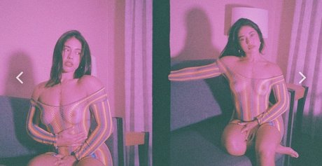 Naakte gelekte OnlyFans-foto van Thedevineangel