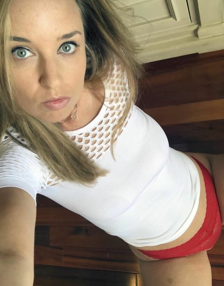 Naakte gelekte OnlyFans-foto van Lyricinmyhead