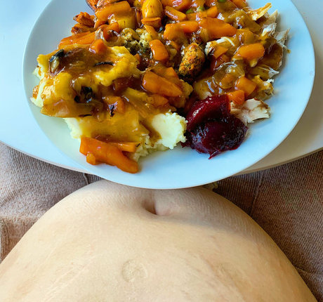 Naakte gelekte OnlyFans-foto van Eatee