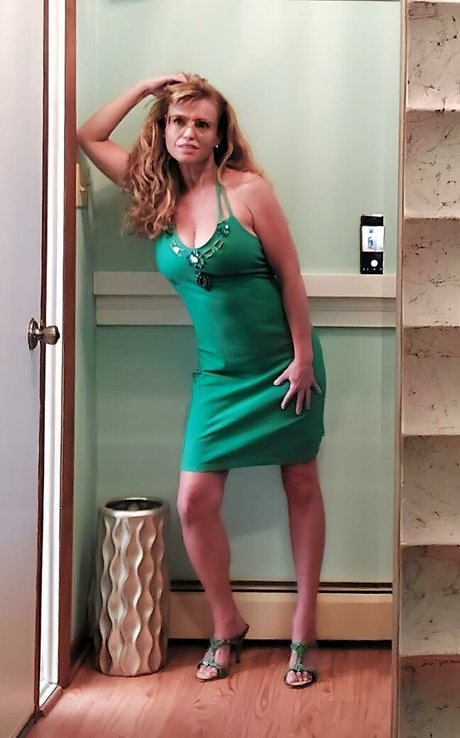 Naakte gelekte OnlyFans-foto van Lanarn