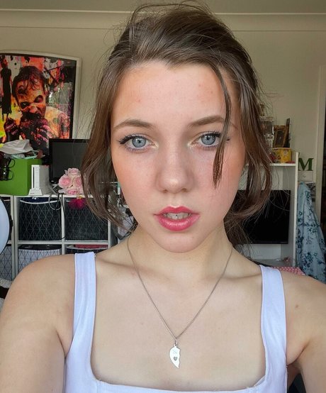 Naakte gelekte OnlyFans-foto van Oxmatildakatexo